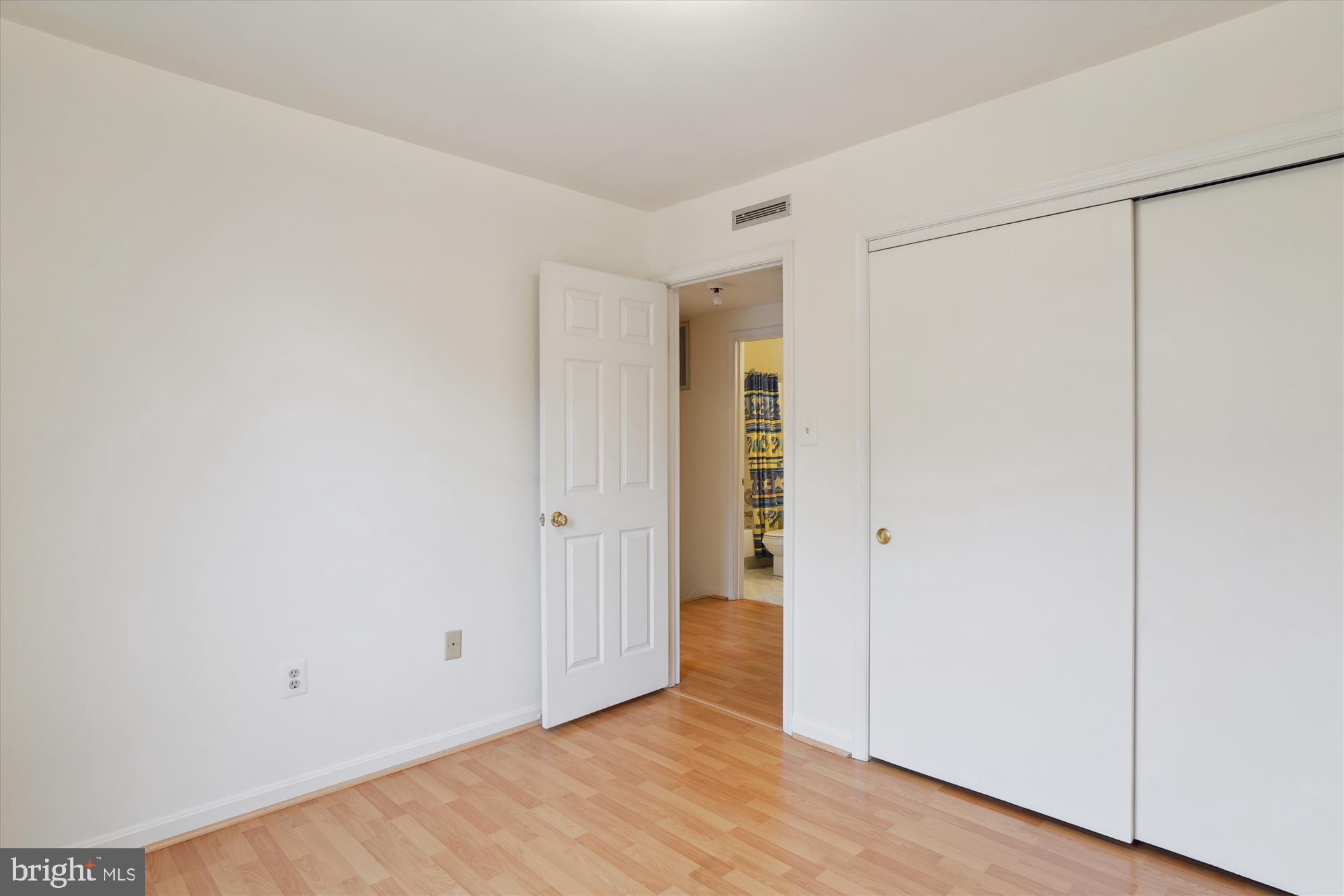 MIDDLEBROOK HILL - Residential