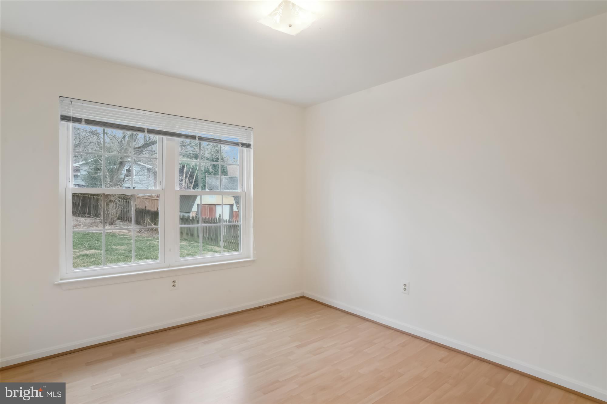 MIDDLEBROOK HILL - Residential