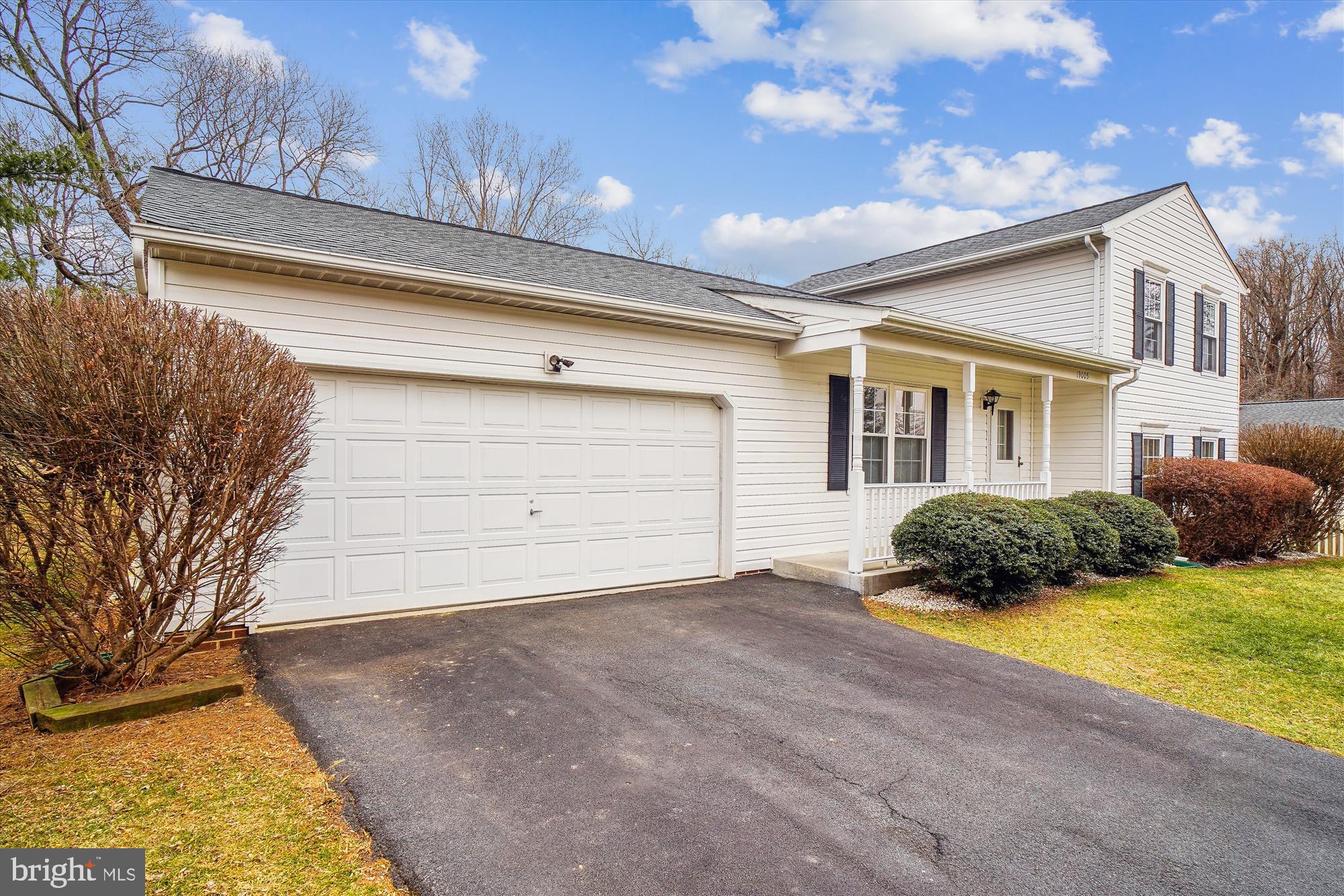 MIDDLEBROOK HILL - Residential