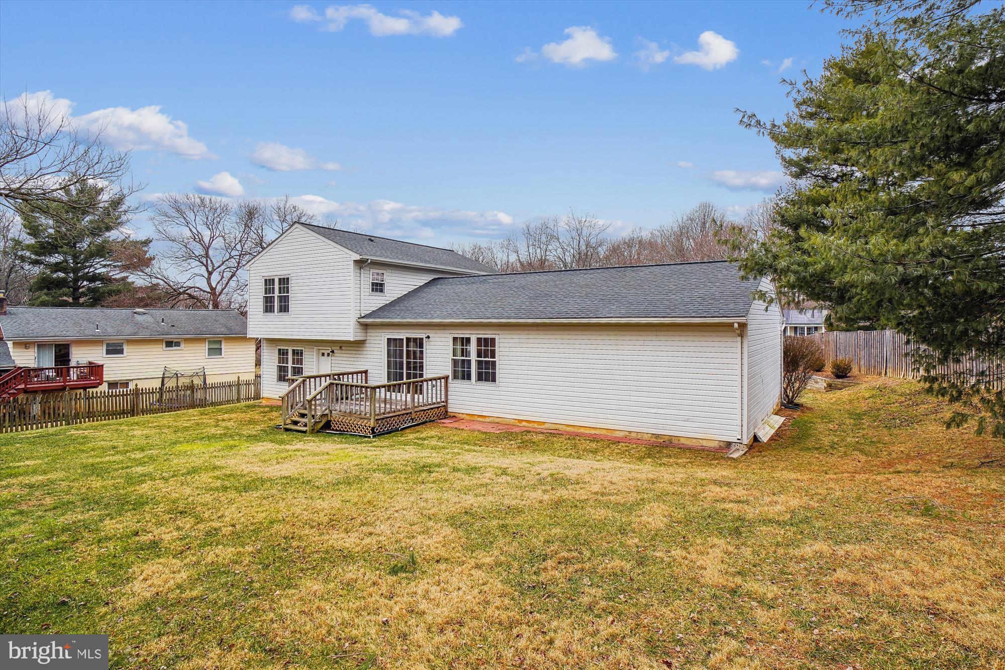 MIDDLEBROOK HILL - Residential