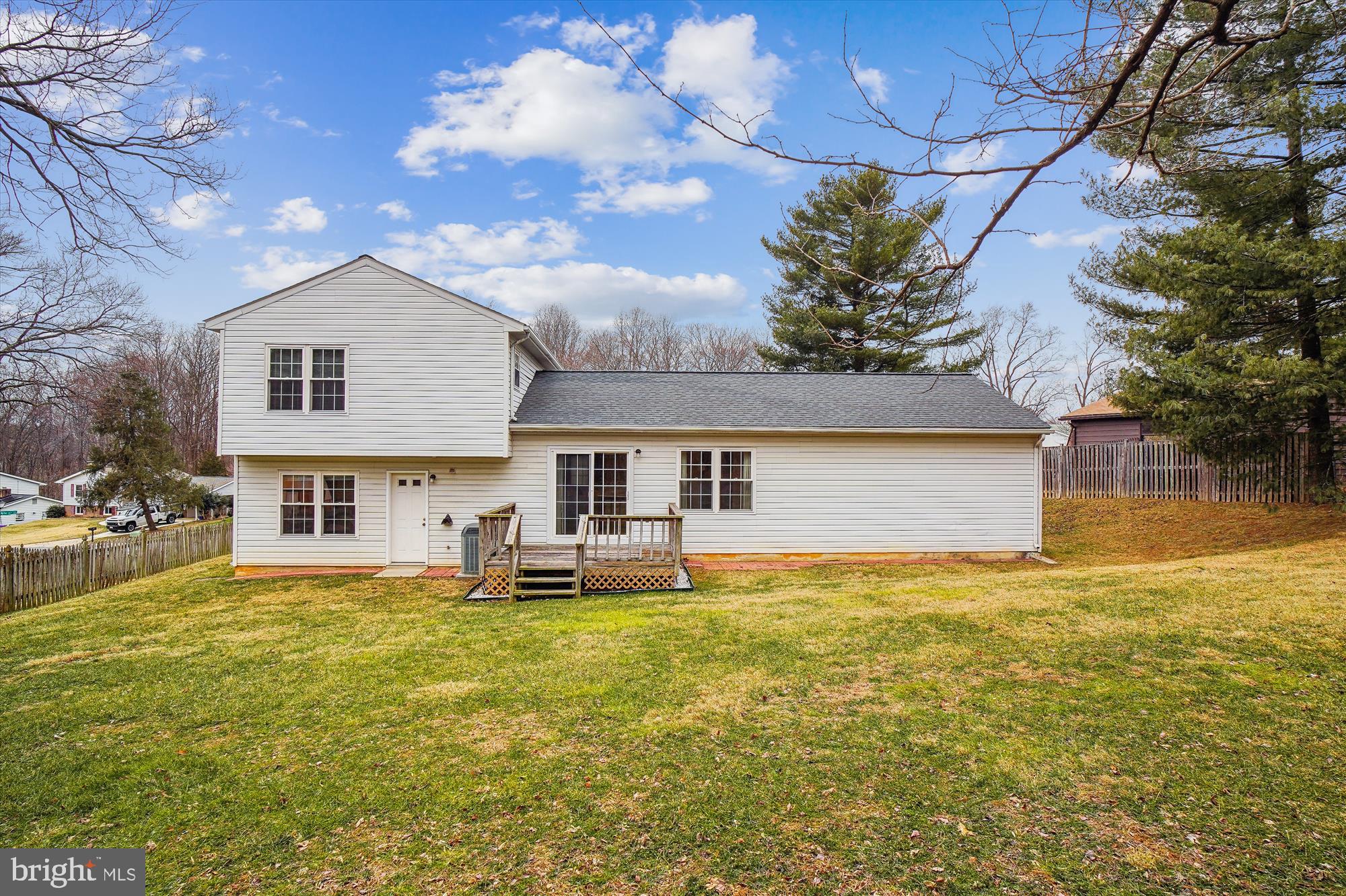 MIDDLEBROOK HILL - Residential