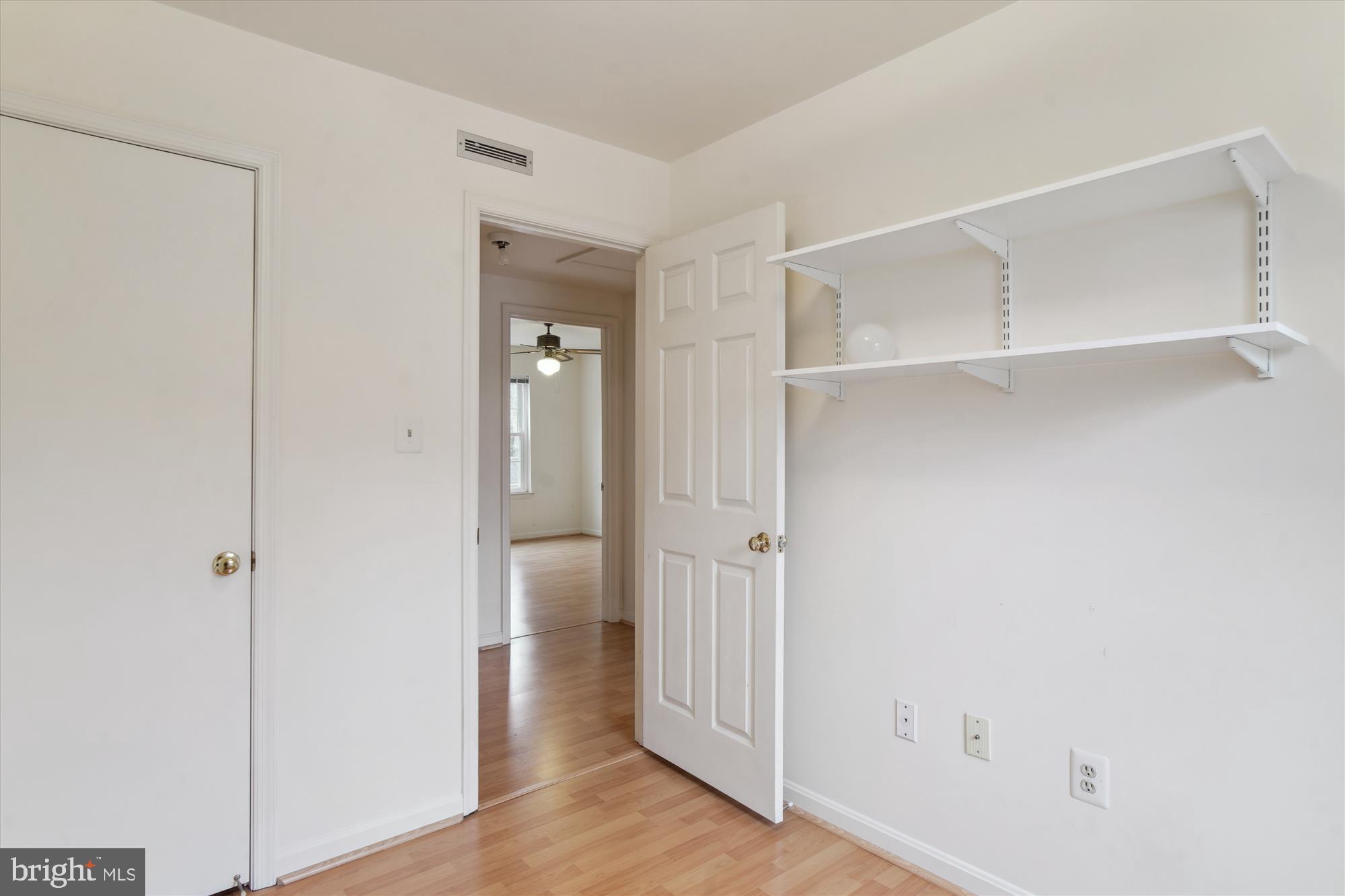 MIDDLEBROOK HILL - Residential