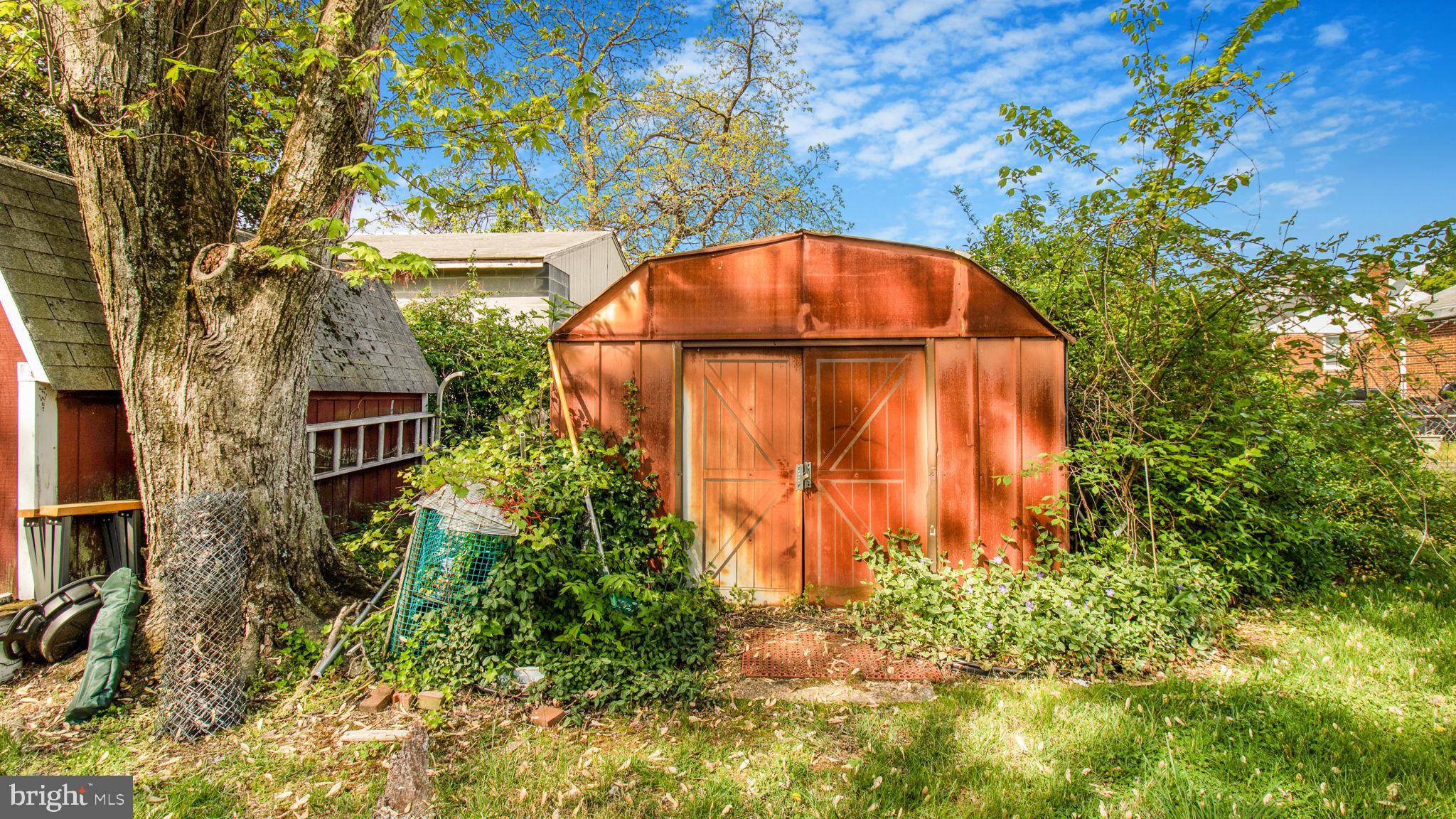 BRADBURY PARK - Residential