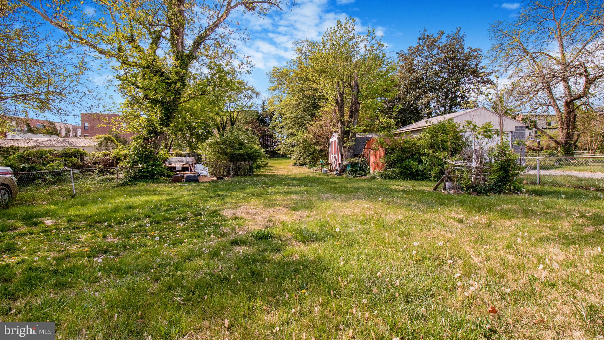 BRADBURY PARK - Residential