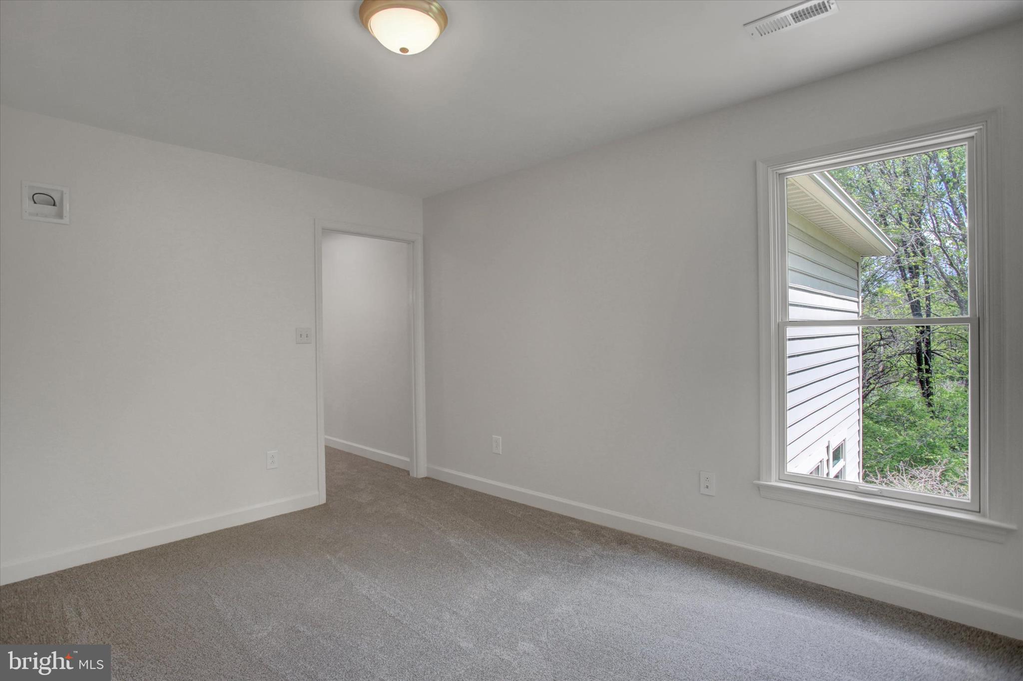 FOUNTAIN HEAD - Residential