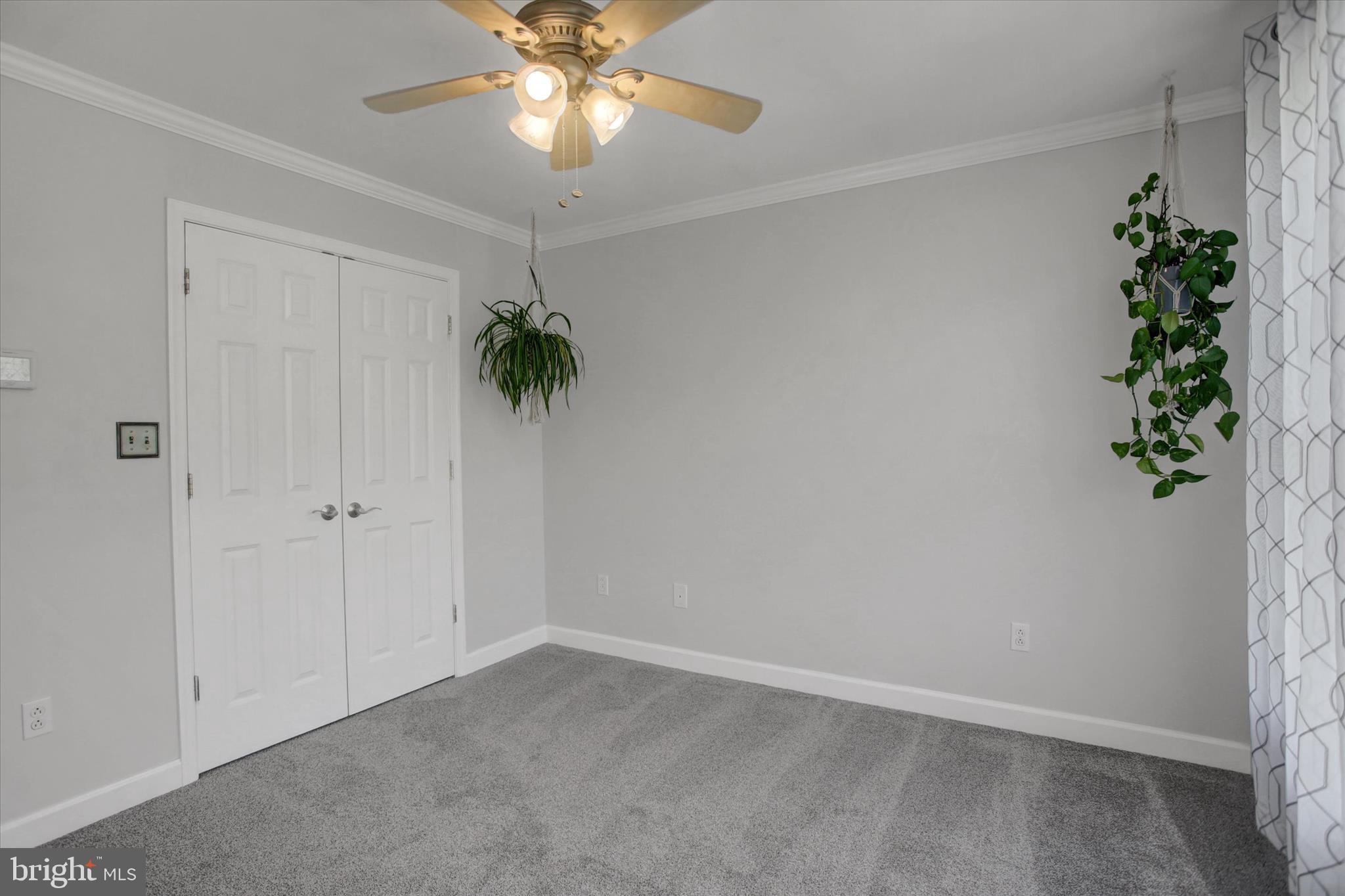 FOUNTAIN HEAD - Residential