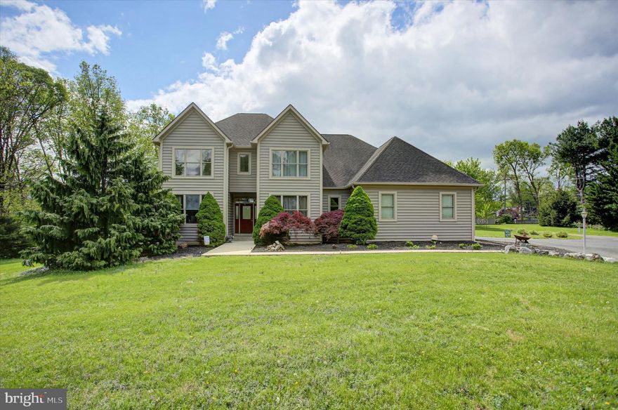 RARE FIND IN FOUNTAIN HEAD!  BEAUTIFUL 2 STORY HOME ON 2.98 ACRES OFFERING LOTS OF INDOOR COMFORTS AND LOTS OF ROOM FOR OUTDOOR FUN!  YOU WILL FALL IN LOVE AS SOON AS YOU ENTER THE FRONT DOOR AND ARE GREETED WITH THE OPEN FLOOR PLAN AND WINDOWS SHOWCASING THE LARGE BACKYARD THAT'S PERFECT FOR SO MANY ACTIVITIES THROUGH OUT THE YEAR.  BACK INSIDE YOU'LL LOVE THE FAMILY ROOM WITH THE GAS FIREPLACE THAT OPENS TO THE WELL-APPOINTED KITCHEN AND BREAKFAST ROOM.  OFF THE FOYER IS A LARGE FORMAL DINING ROOM AND A SUNLIT OFFICE. THE PRIMARY BEDROOM AND BATHROOM IS ON THE MAIN FLOOR AND FOR YOUR CONVENIENCE THERE IS A LAUNDRY ROOM ON THE MAIN FLOOR AS WELL. UPSTAIRS THERE ARE THREE MORE BEDROOMS AND TWO MORE BATHROOMS PLUS A FINISHED STORAGE AREA. A SPACIOUS UNFINISHED BASEMENT AND THREE CAR GARAGE GIVES YOU EVERYTHING YOU'LL NEED!