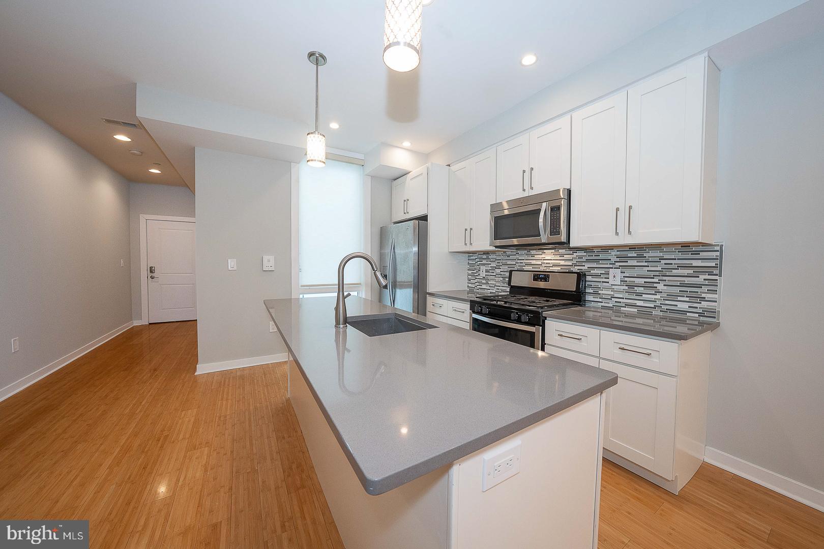 FRANCISVILLE - Residential