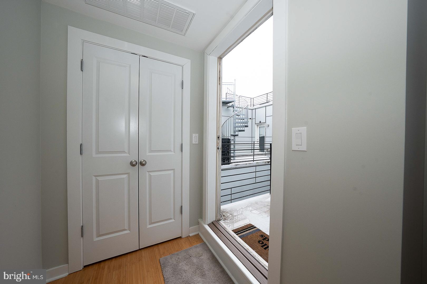 FRANCISVILLE - Residential