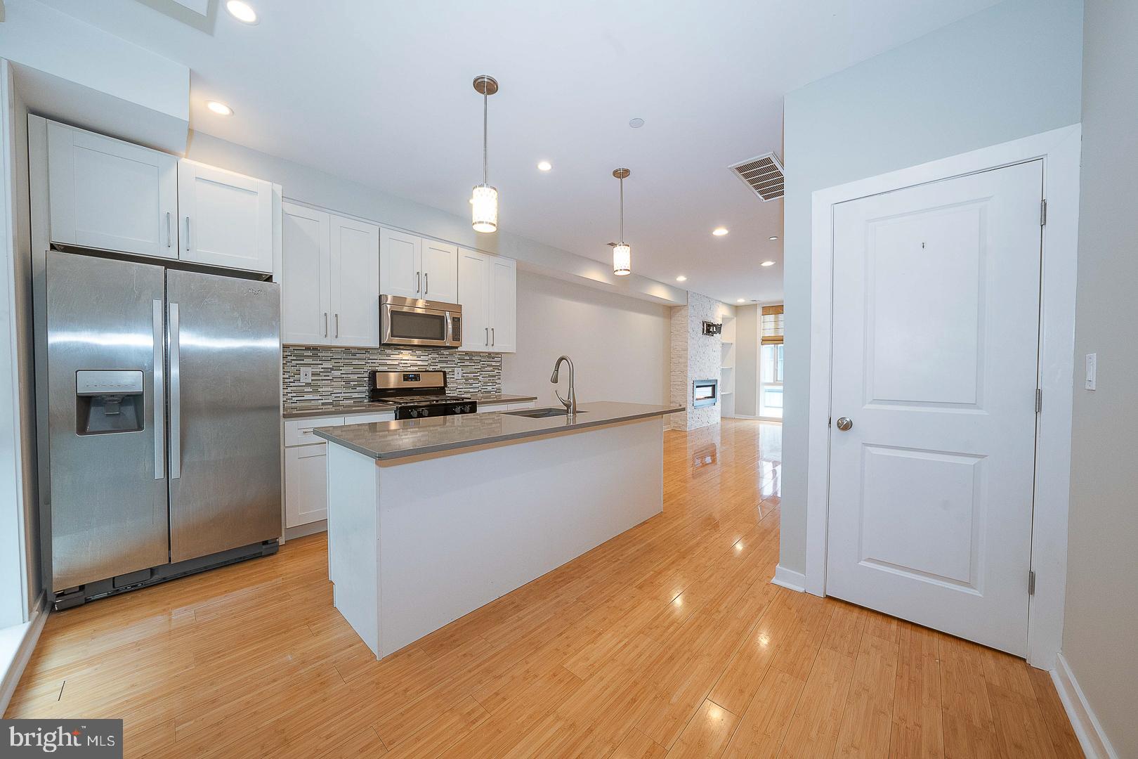 FRANCISVILLE - Residential