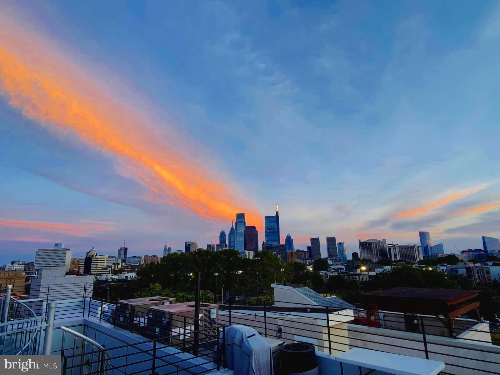 FRANCISVILLE - Residential