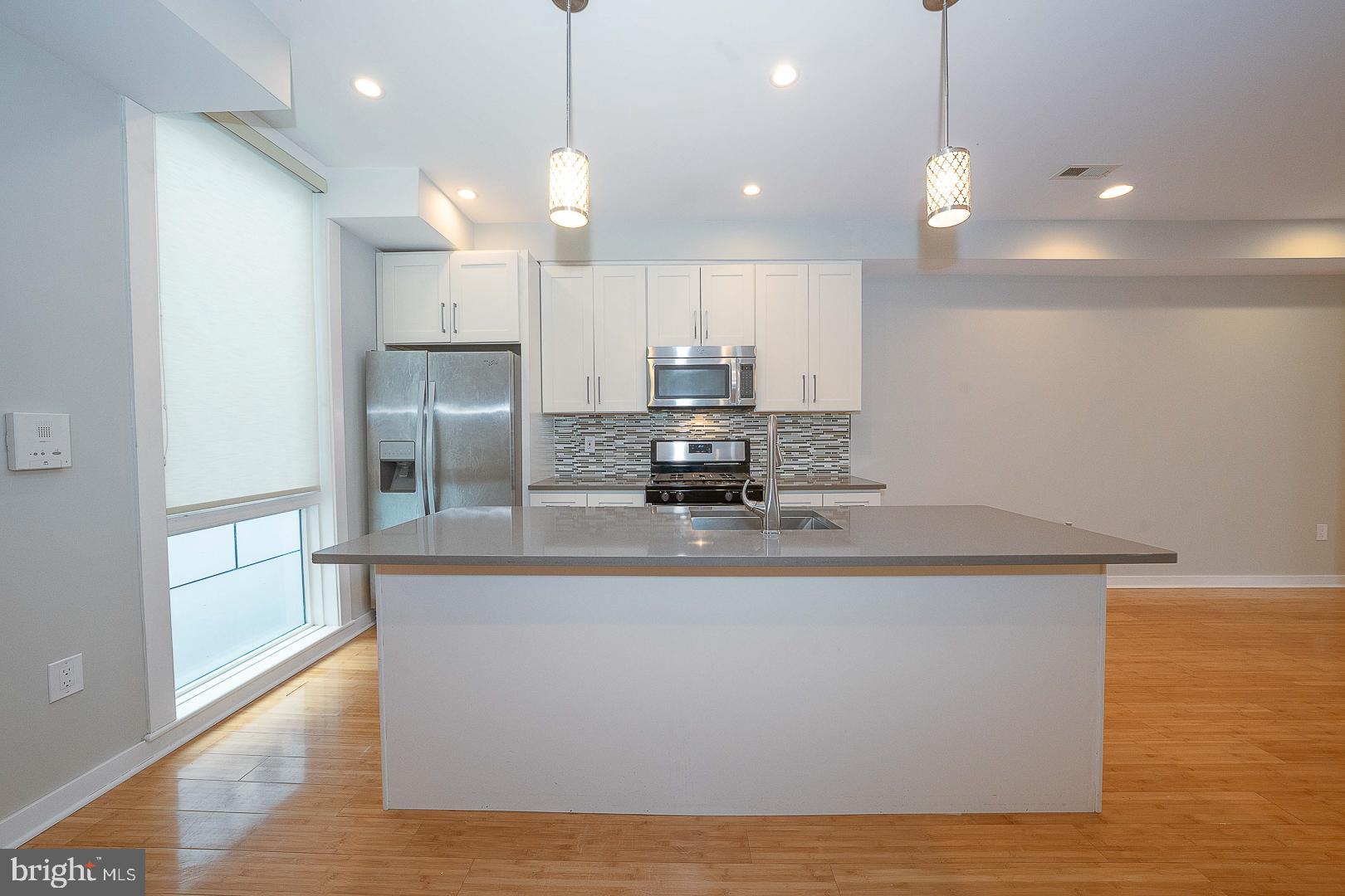 FRANCISVILLE - Residential