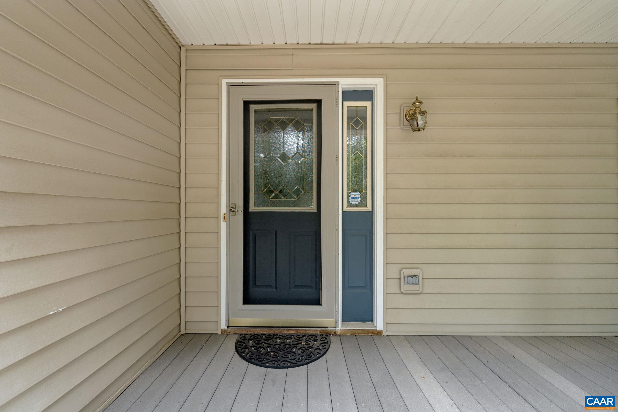 LAKE MONTICELLO - Residential