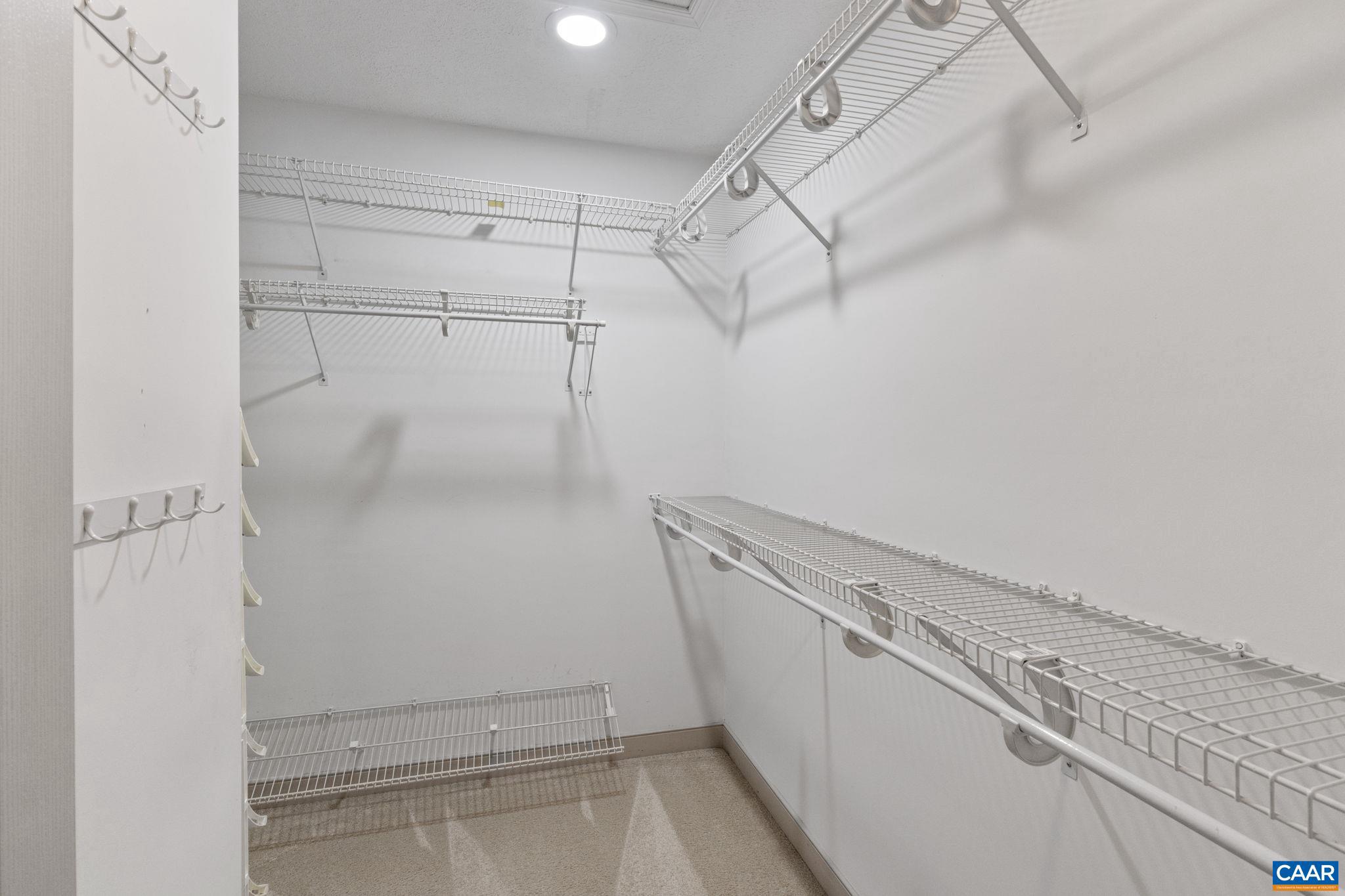 LAKE MONTICELLO - Residential