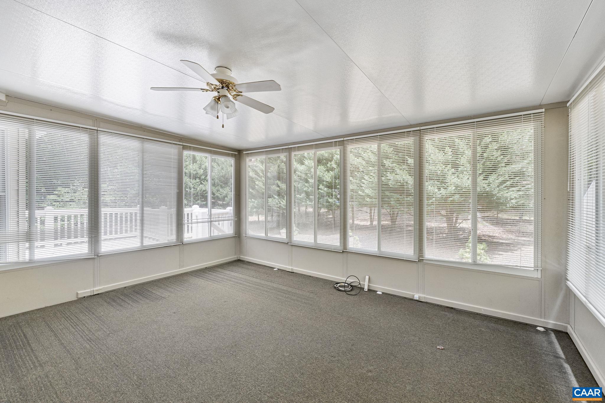 LAKE MONTICELLO - Residential