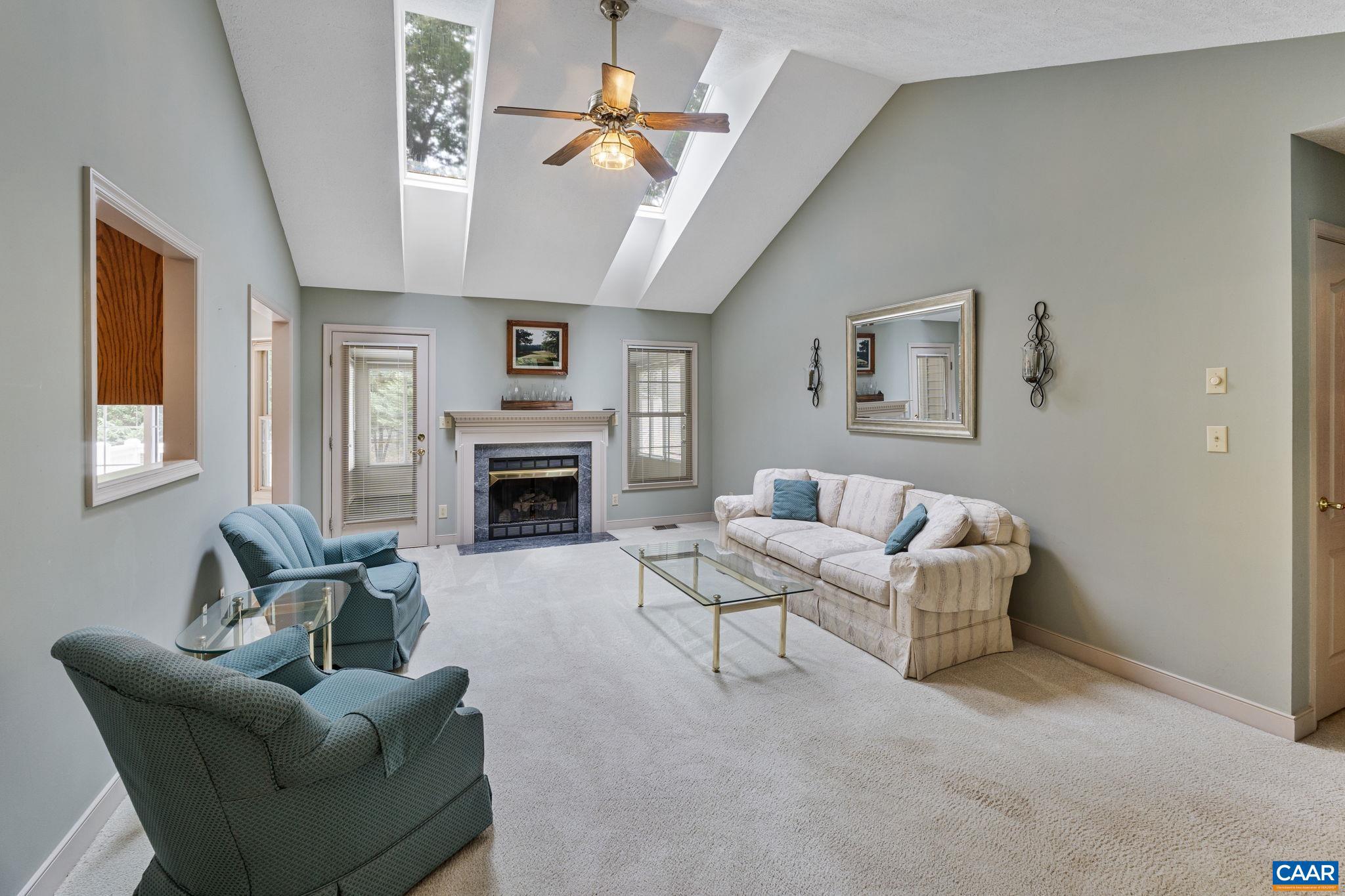 LAKE MONTICELLO - Residential