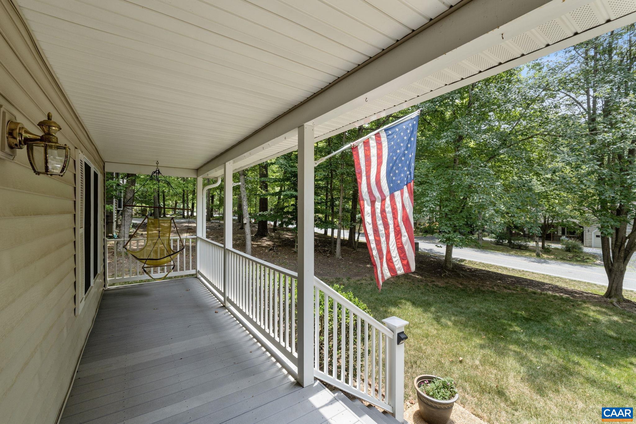 LAKE MONTICELLO - Residential