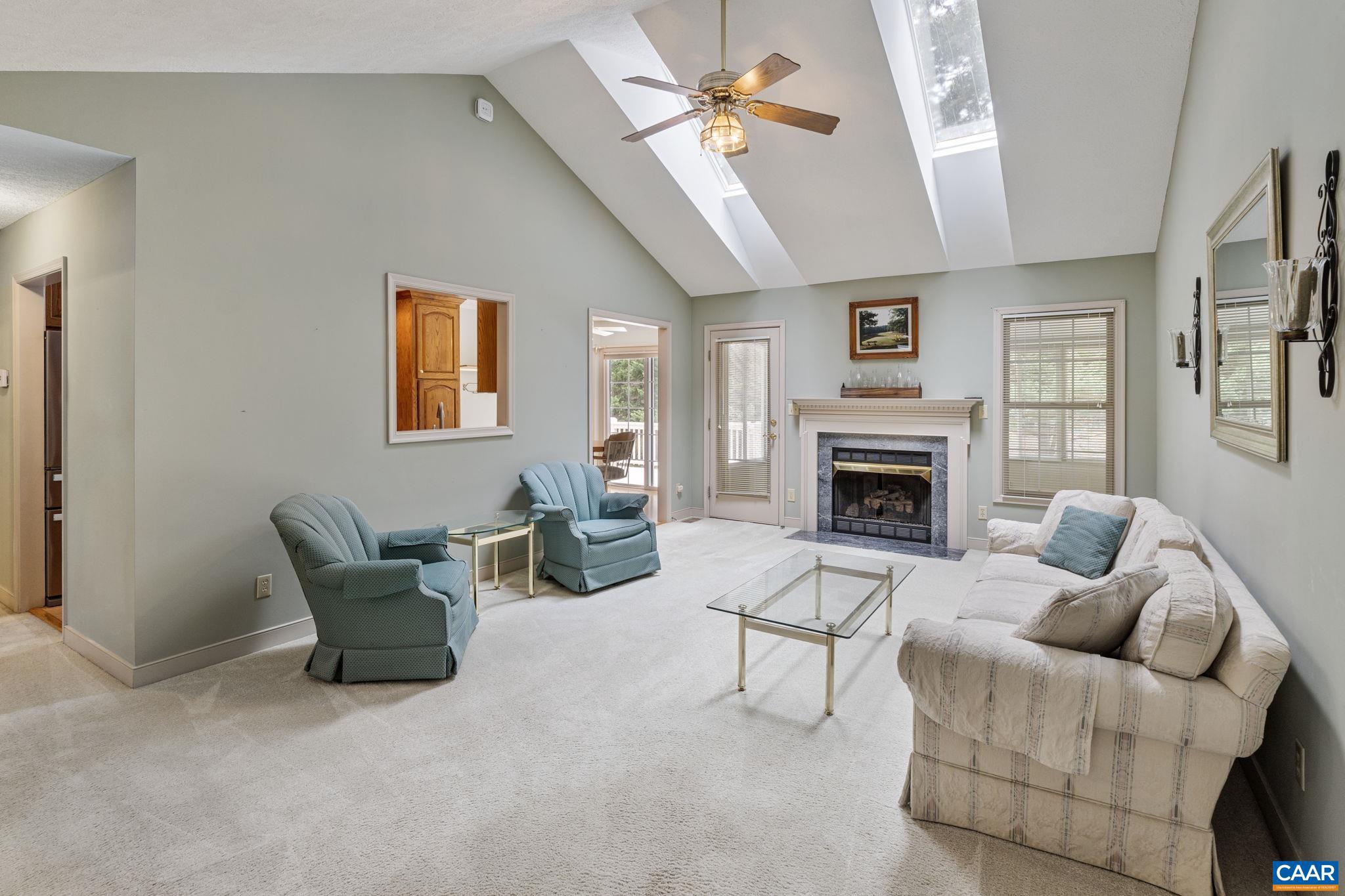 LAKE MONTICELLO - Residential