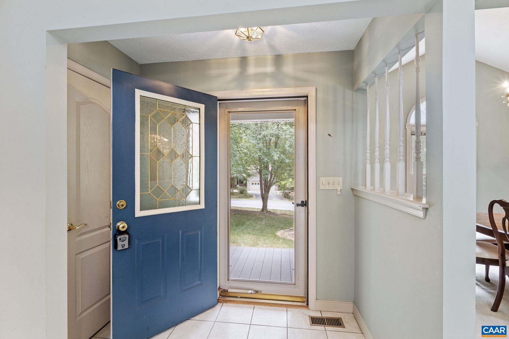 LAKE MONTICELLO - Residential