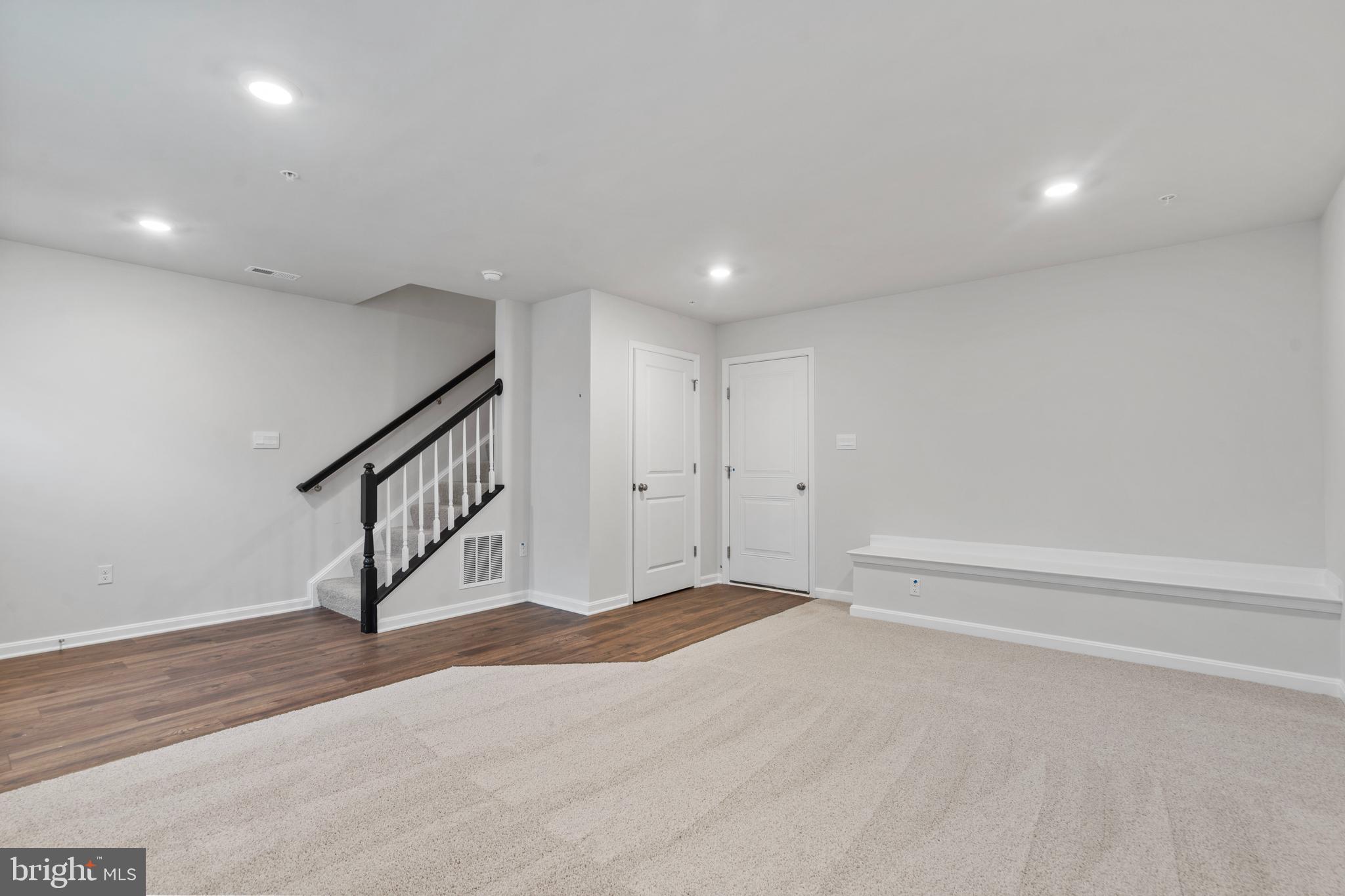 WOODYARD STATION - Residential Lease