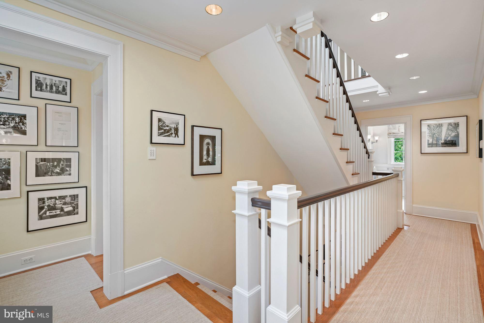 CLEVELAND PARK - Residential