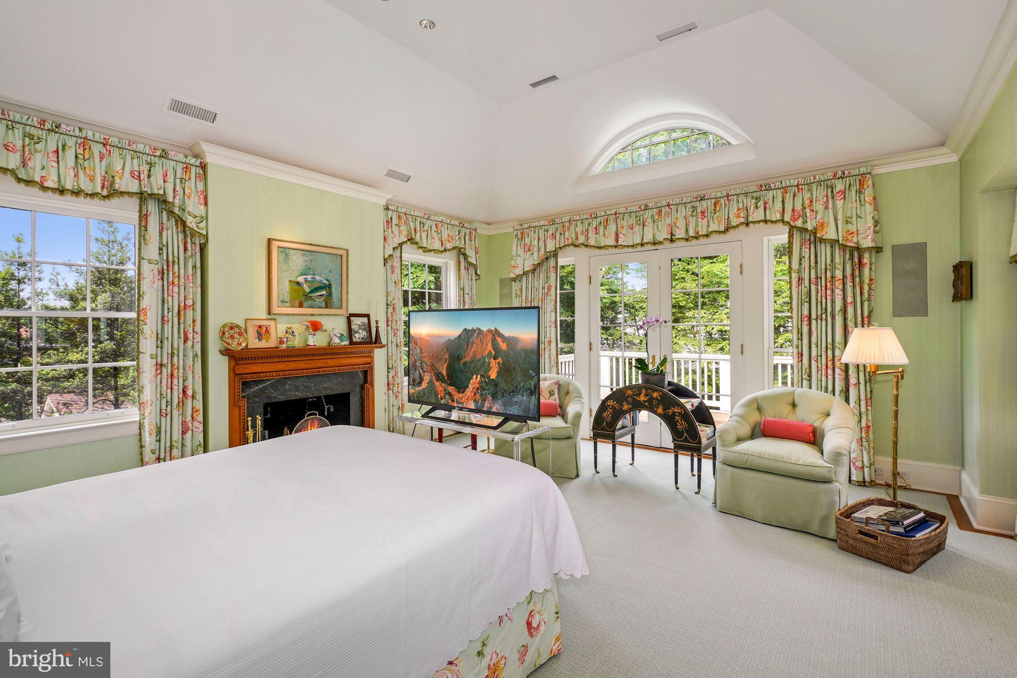 CLEVELAND PARK - Residential