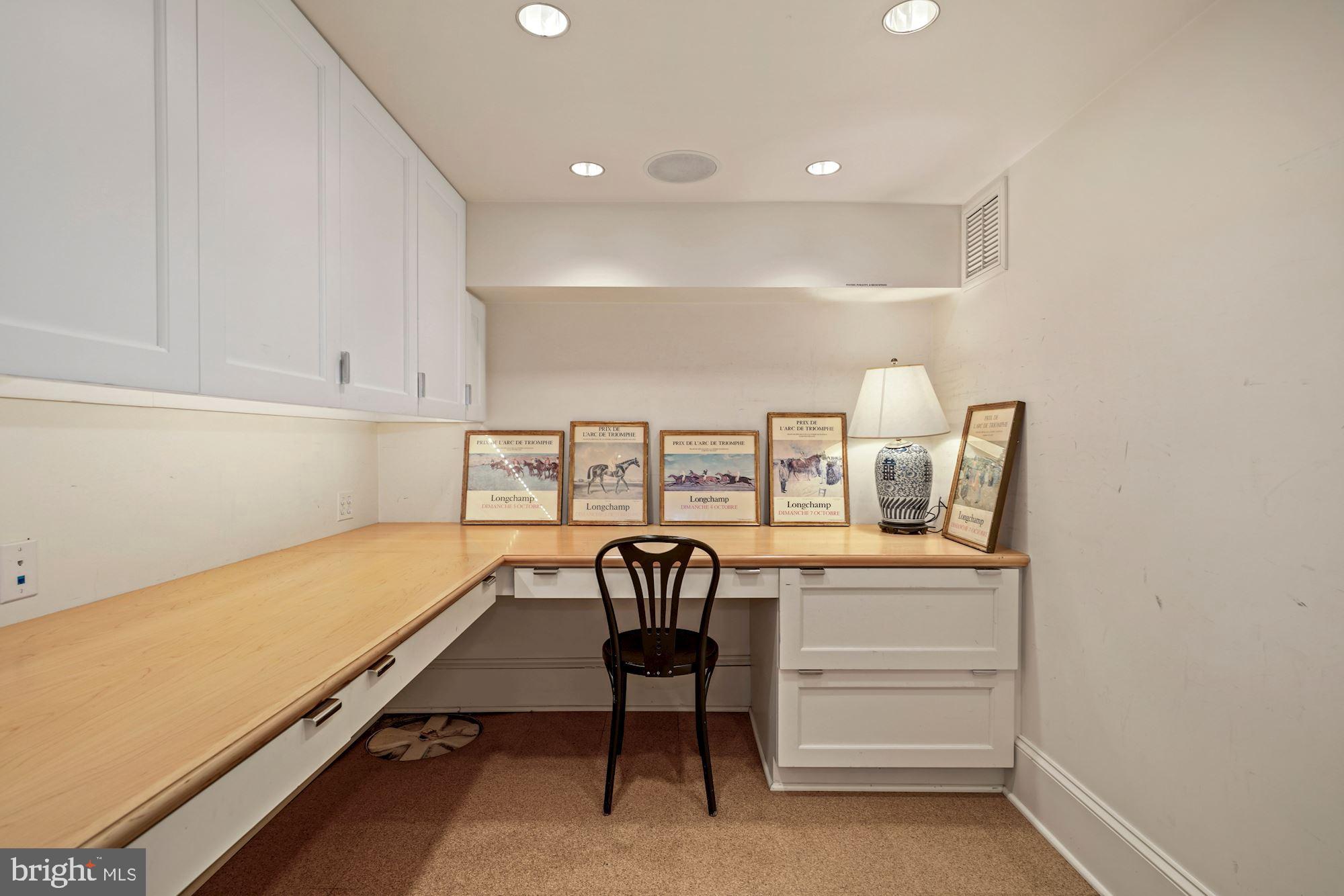 CLEVELAND PARK - Residential
