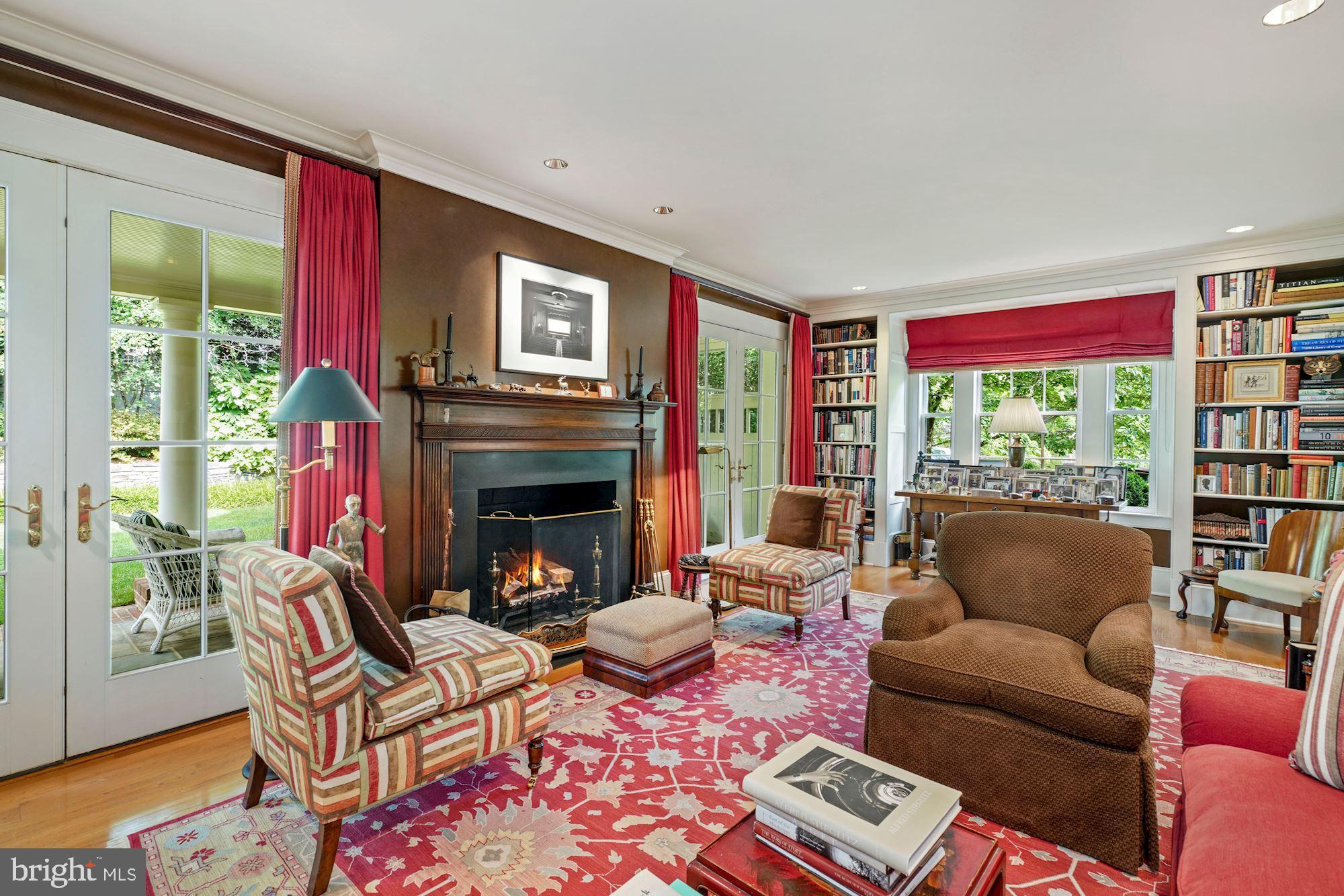 CLEVELAND PARK - Residential