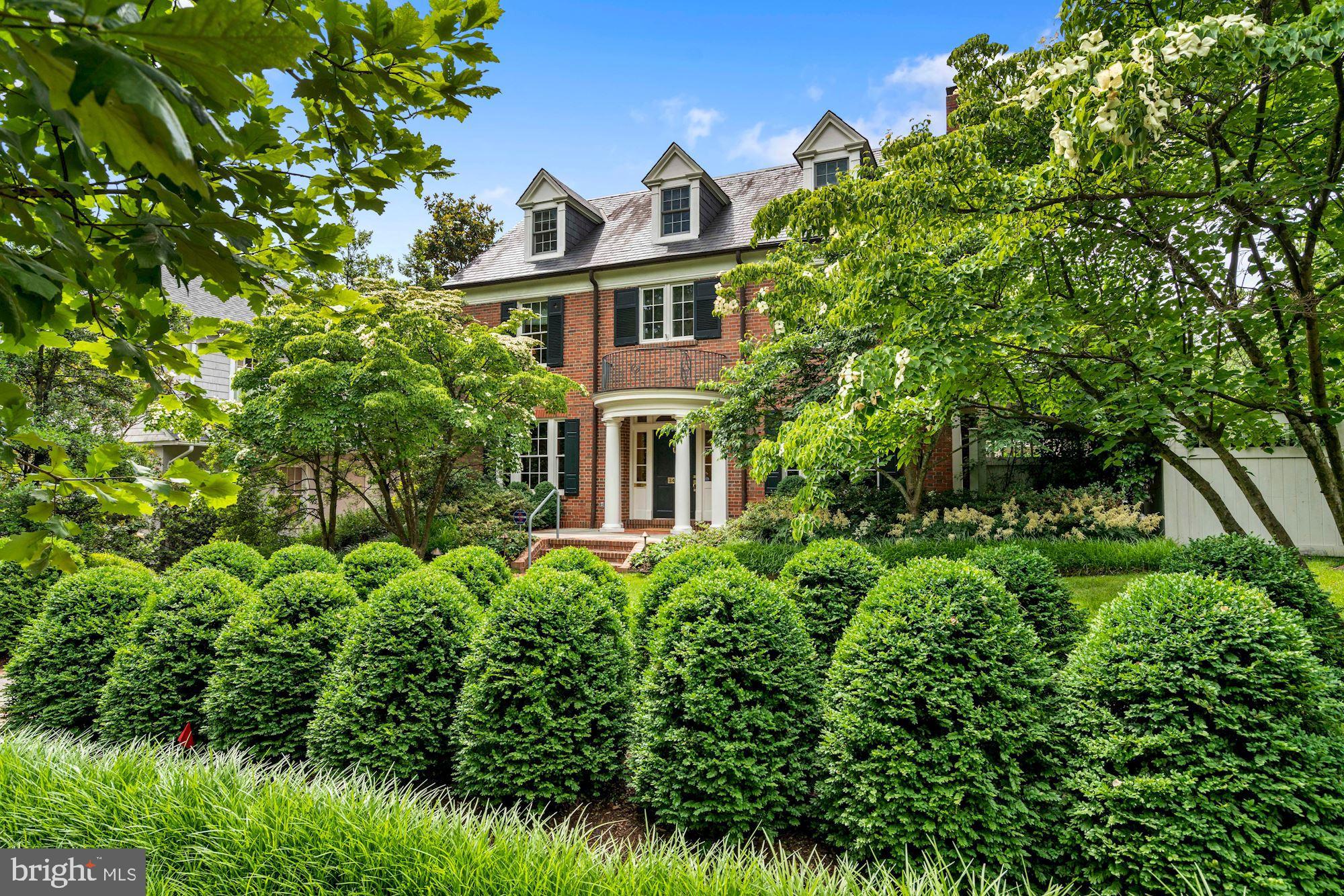 CLEVELAND PARK - Residential