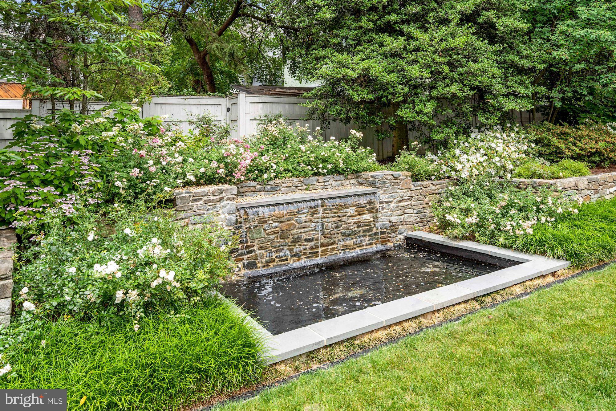 CLEVELAND PARK - Residential