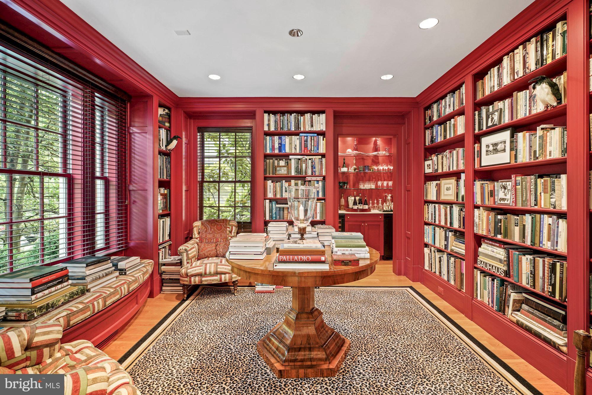 CLEVELAND PARK - Residential