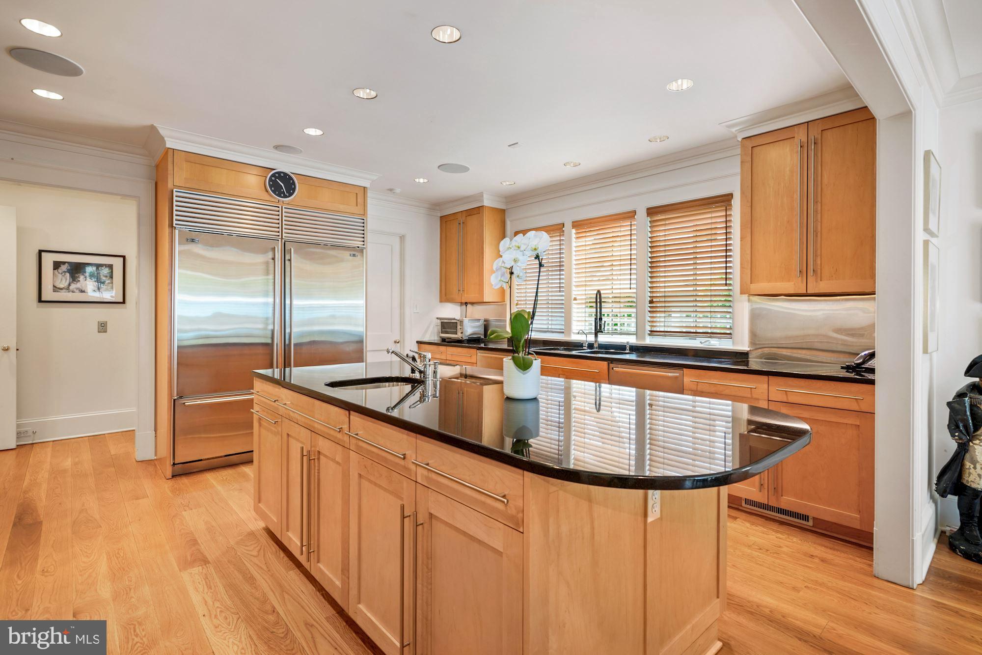 CLEVELAND PARK - Residential