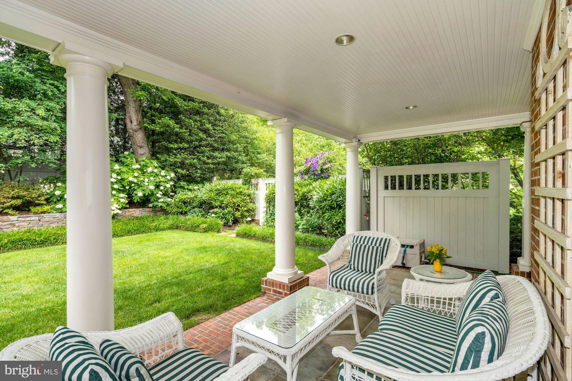 CLEVELAND PARK - Residential