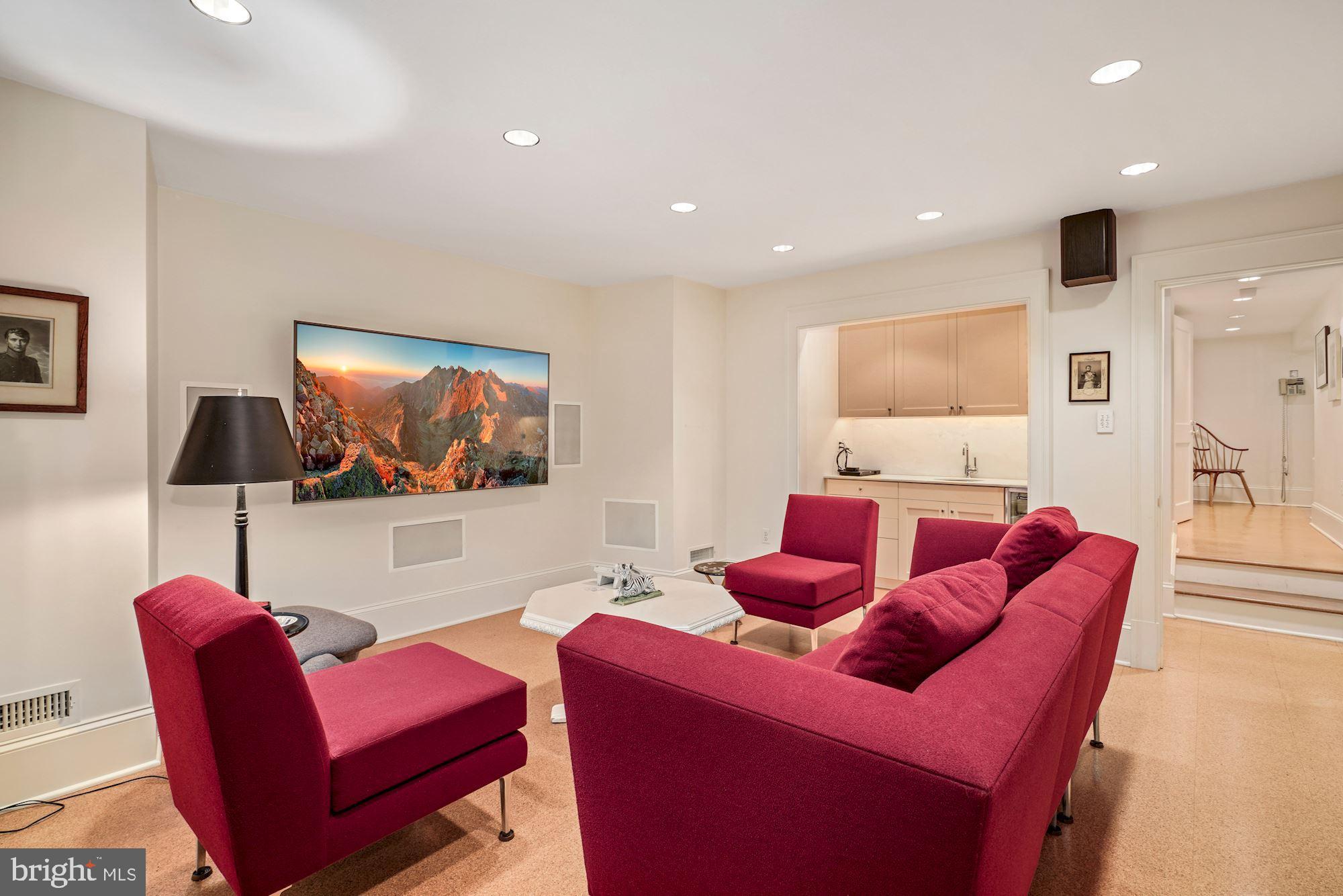 CLEVELAND PARK - Residential