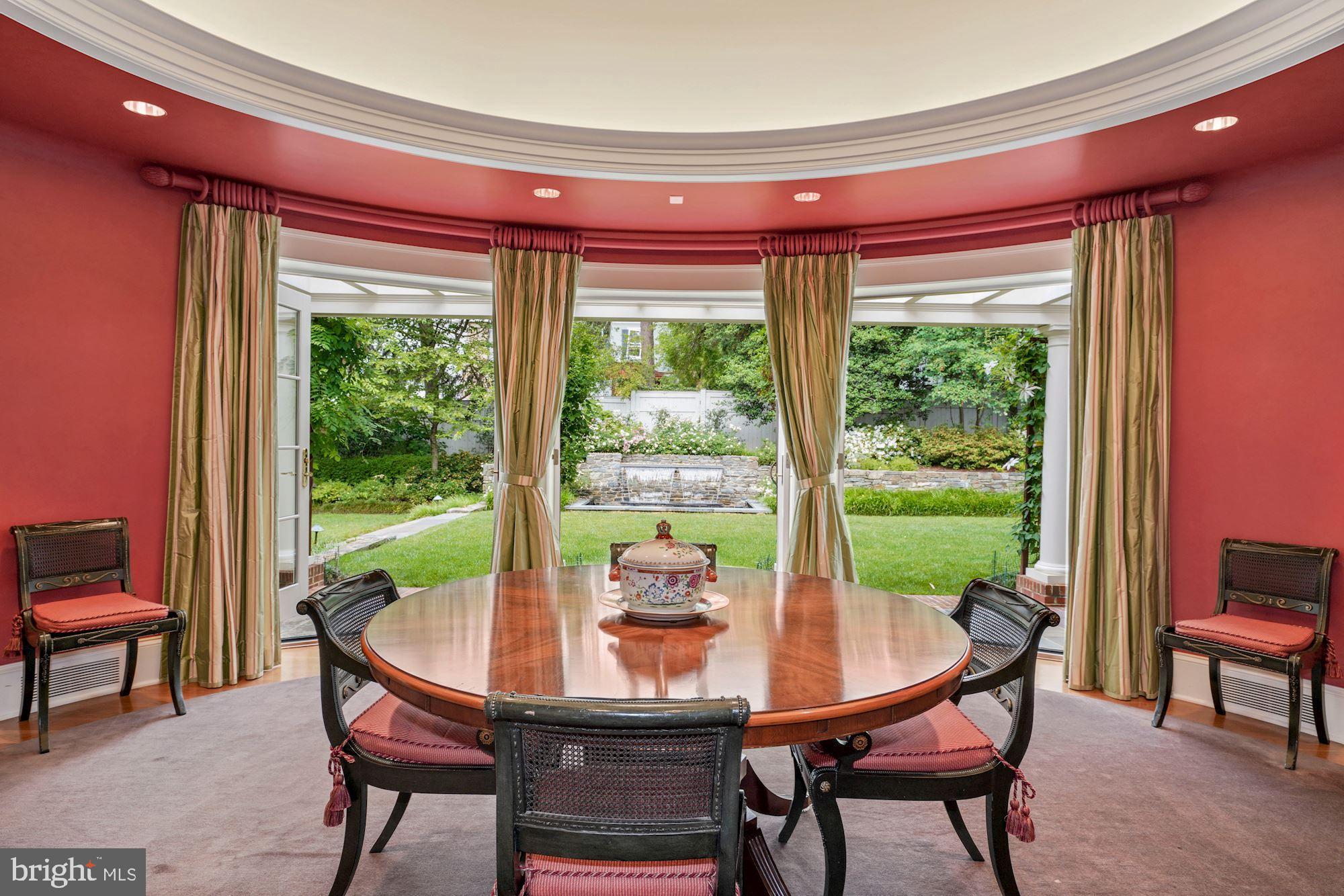 CLEVELAND PARK - Residential