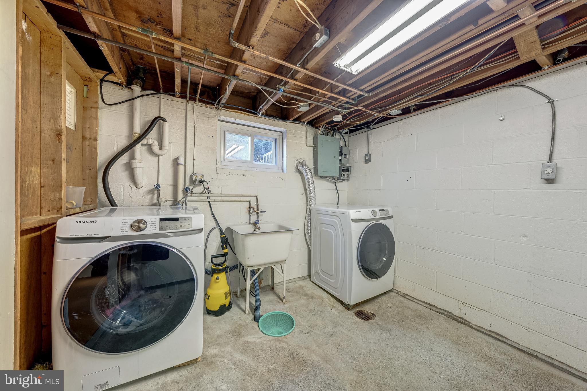 MOUNTAIN FARM - Residential