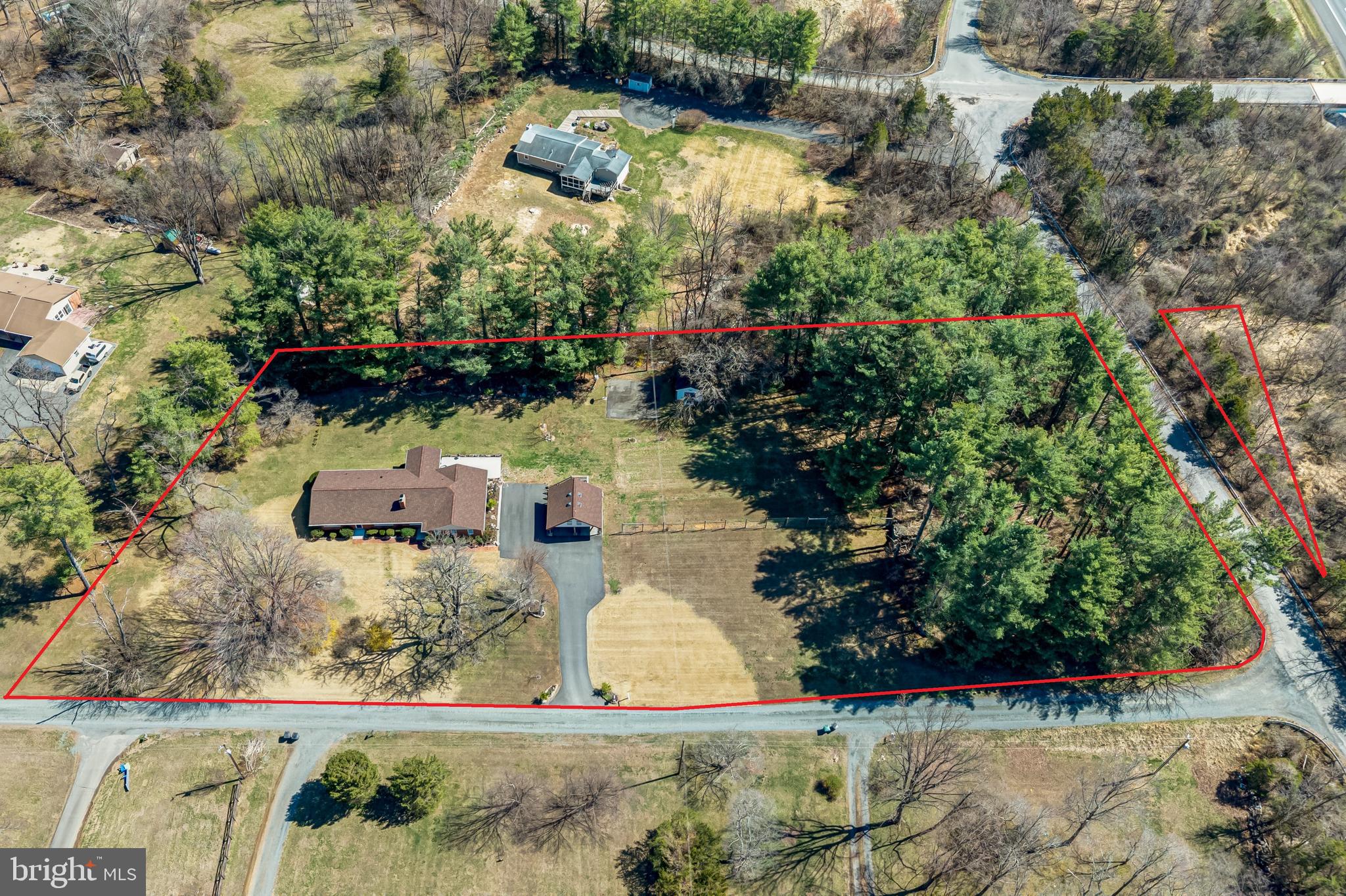 MOUNTAIN FARM - Residential