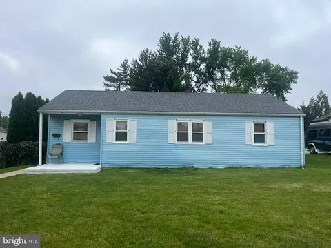 MLS: DENC2082120