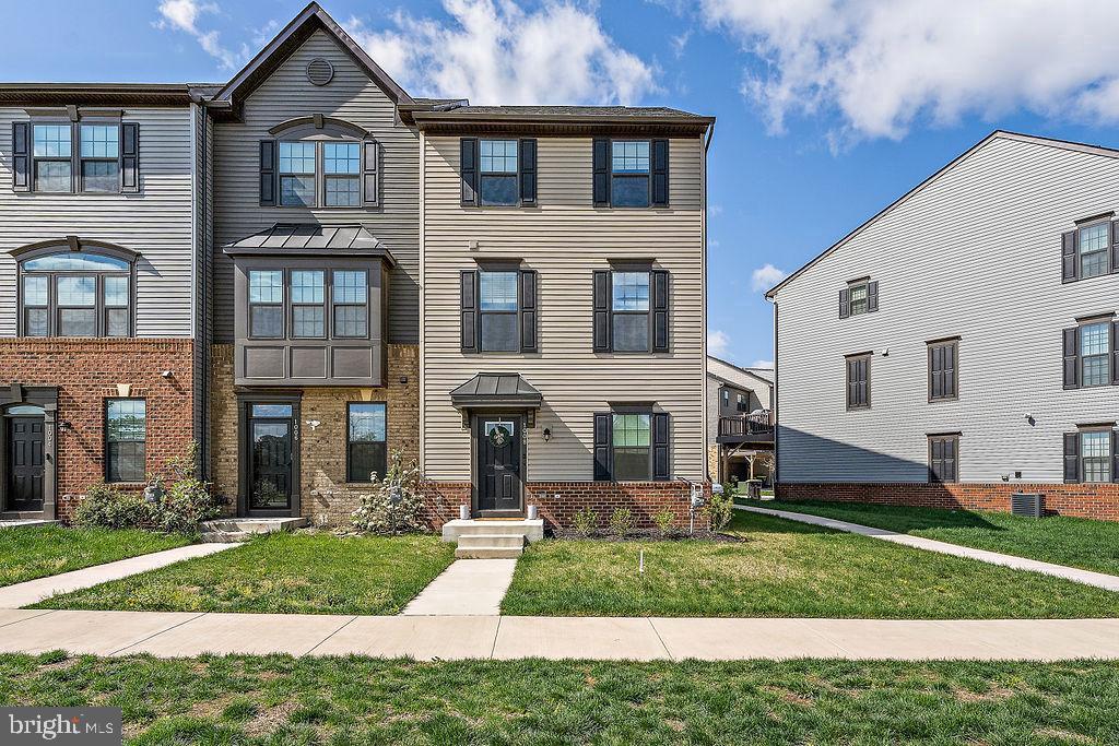 1008 ALUM ROAD