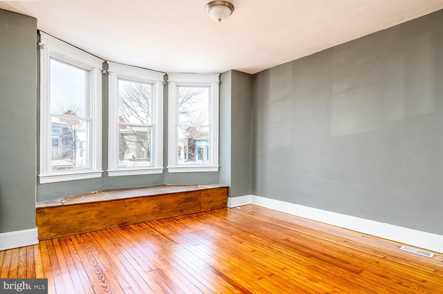 CHARLES VILLAGE - Residential