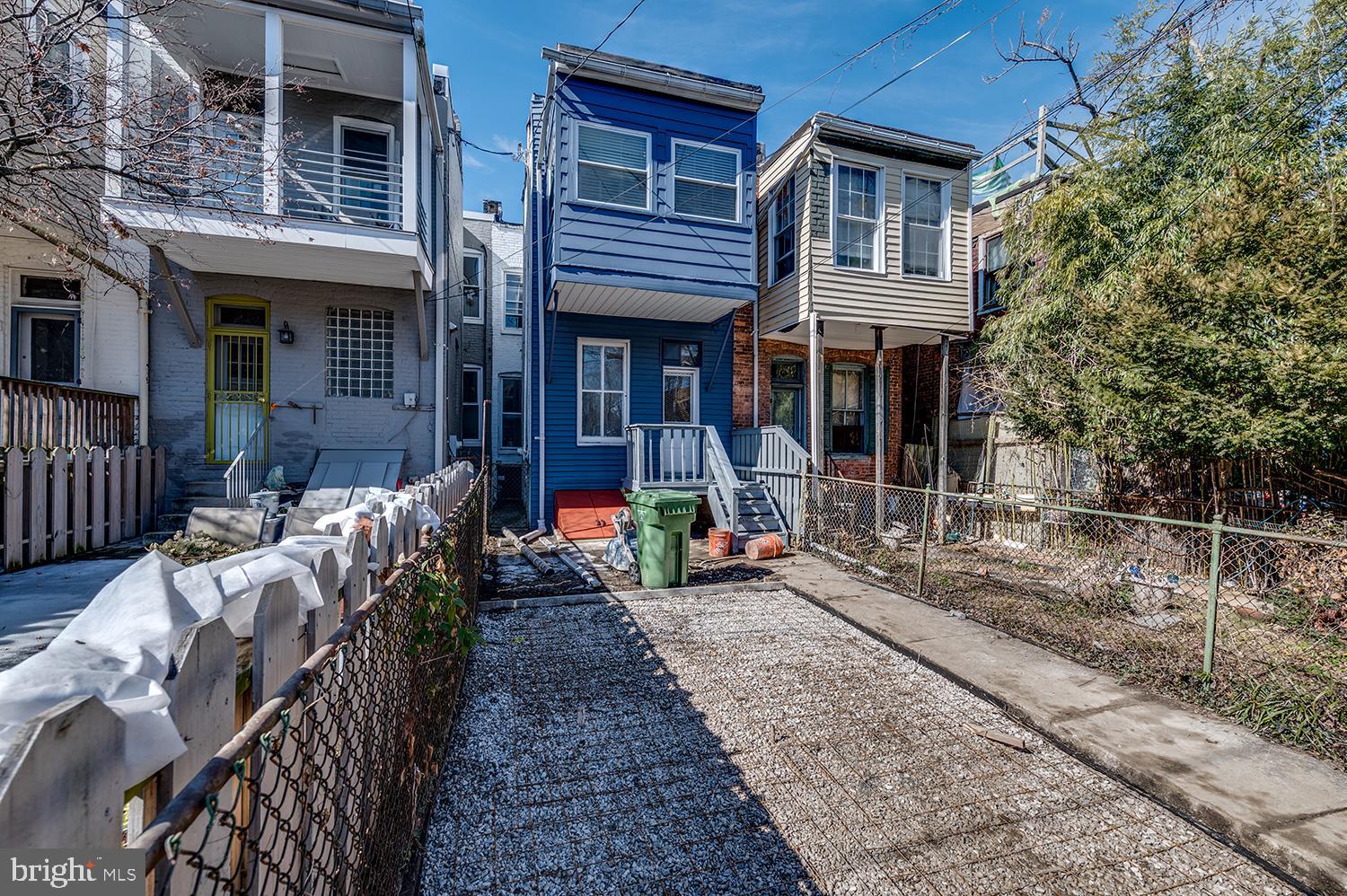 CHARLES VILLAGE - Residential