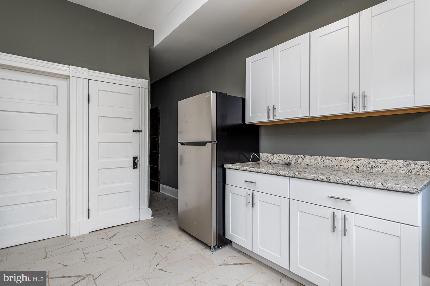 CHARLES VILLAGE - Residential