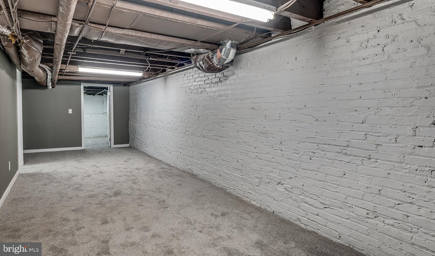 CHARLES VILLAGE - Residential