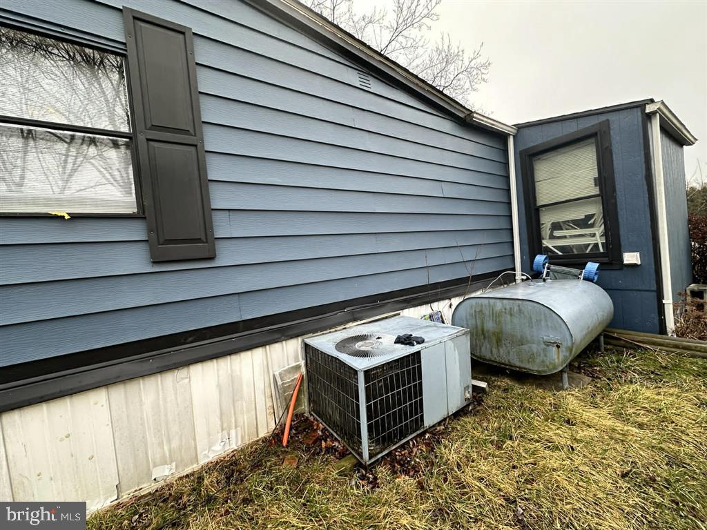 LAKESIDE PARK - Residential