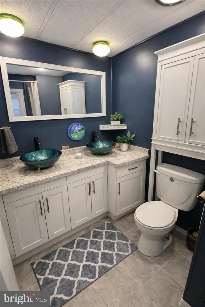 LAKESIDE PARK - Residential