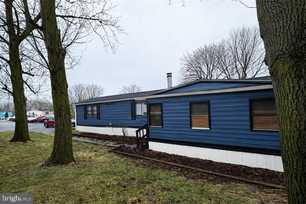 LAKESIDE PARK - Residential