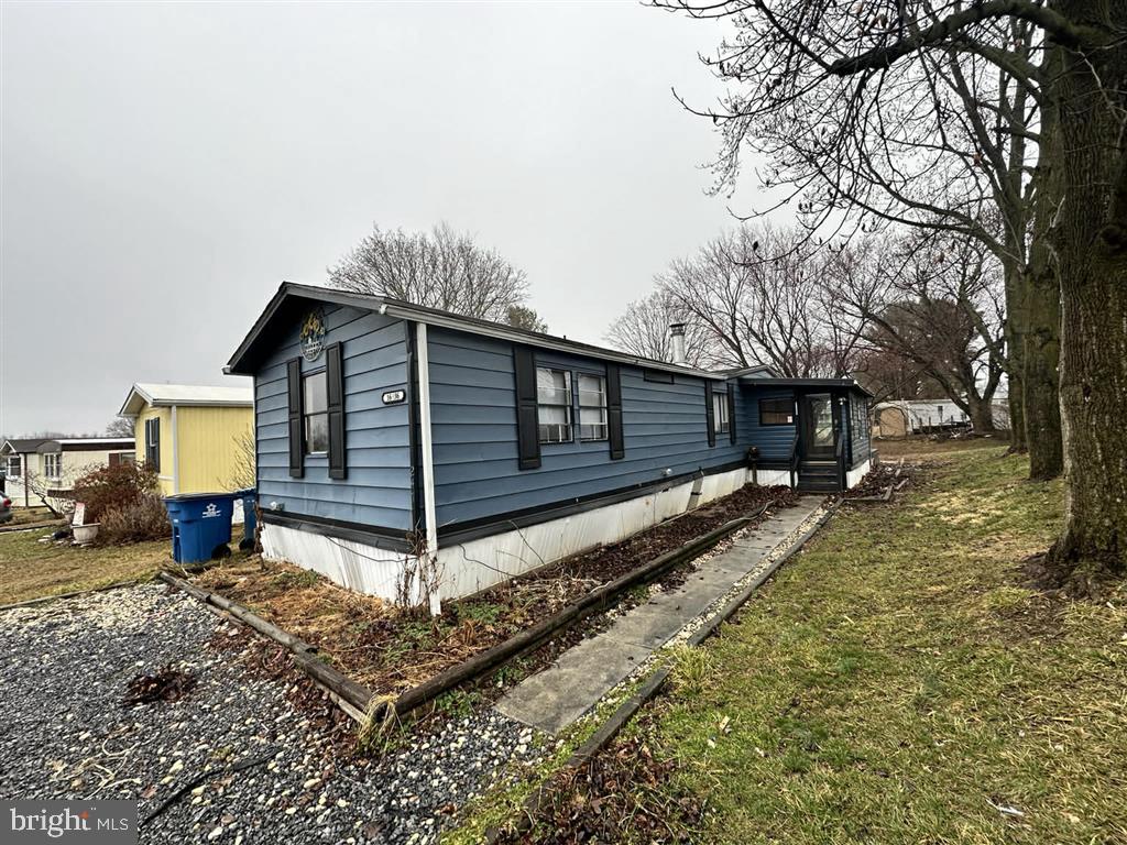 LAKESIDE PARK - Residential