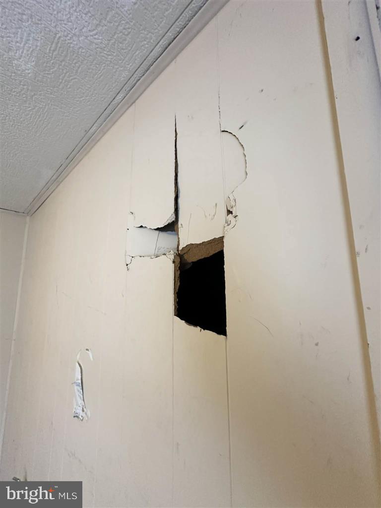 LAKESIDE PARK - Residential