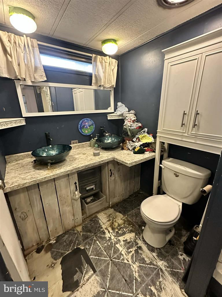 LAKESIDE PARK - Residential