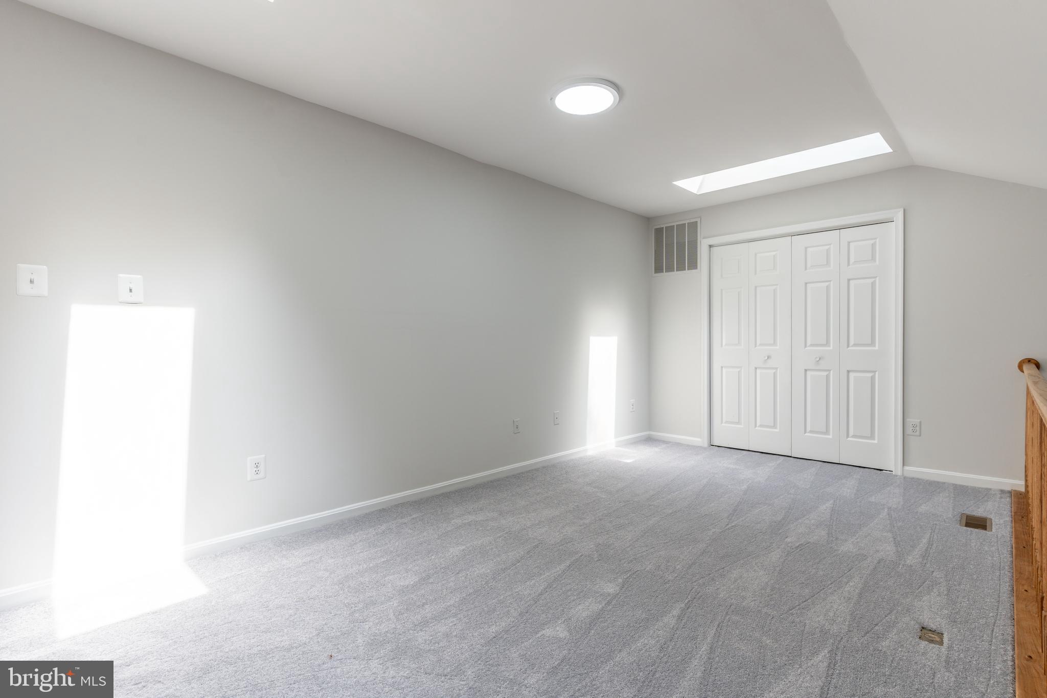 BRISTOL HOUSE - Residential